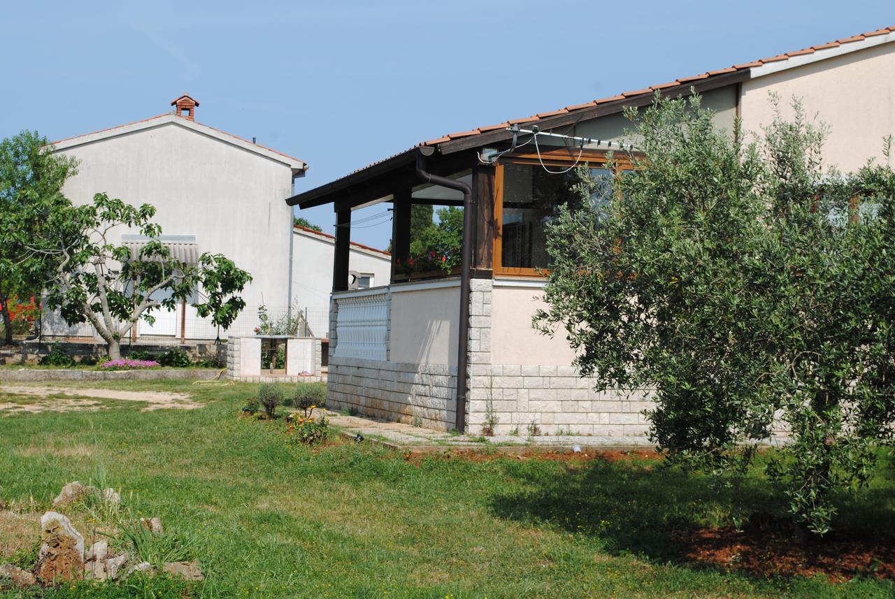 Holiday Home Ana Pula Extérieur photo